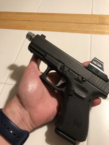 GLOCK 19 GEN 4 MOS W/THREADED BARREL